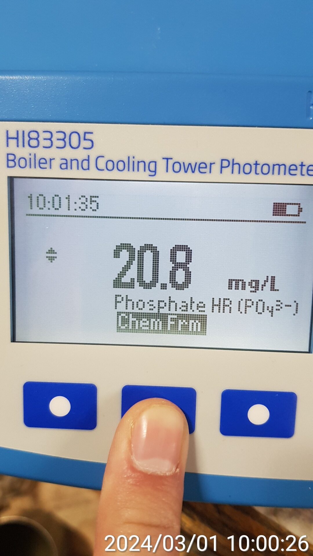 Выполнение химических анализов поступающих и очищенных сточных вод