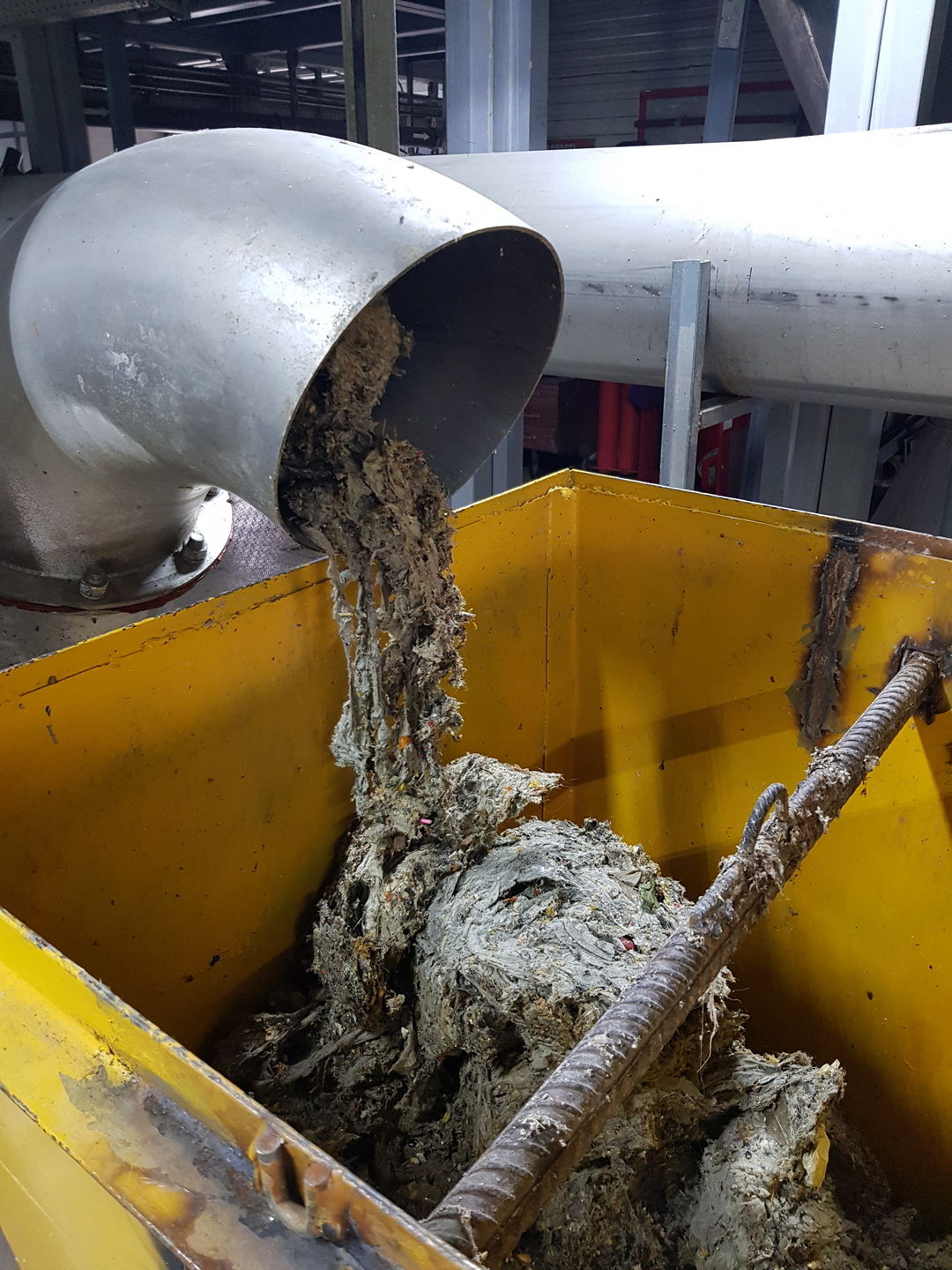 Обезвоженные отбросы с решёток